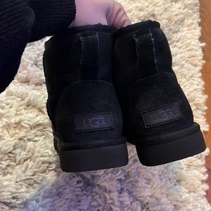 Ugg mini